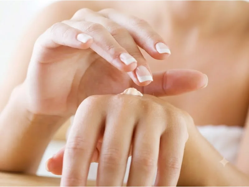 Dưỡng ẩm để duy trì làn da khỏe mạnh