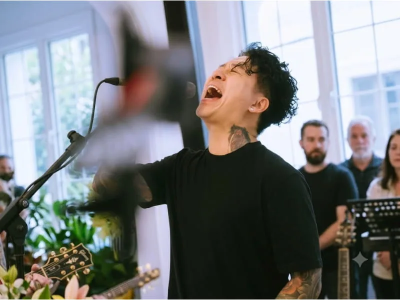 Nhịp điệu thường chậm hoặc vừa phải